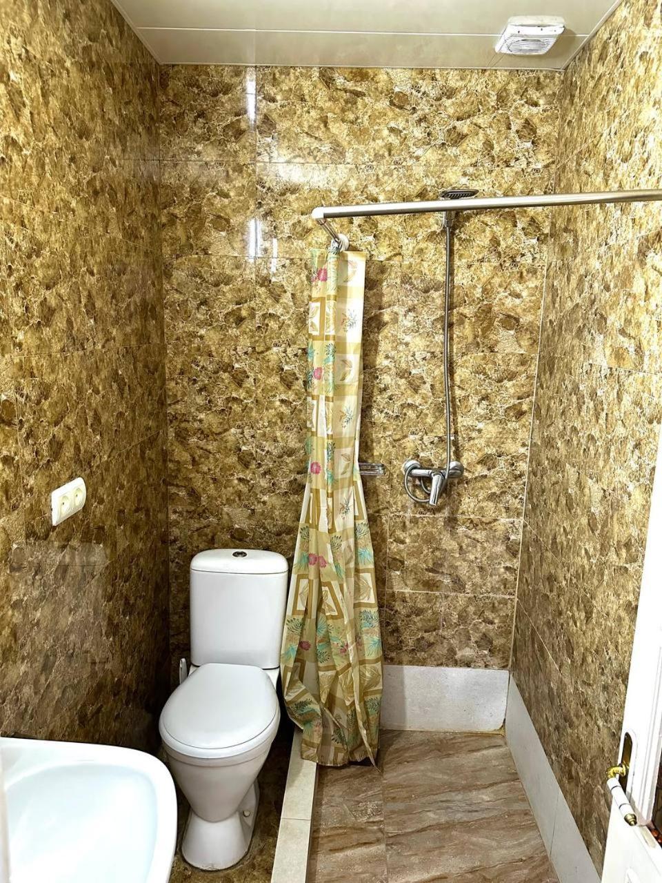 Hotel U Ashota Erywań Zewnętrze zdjęcie