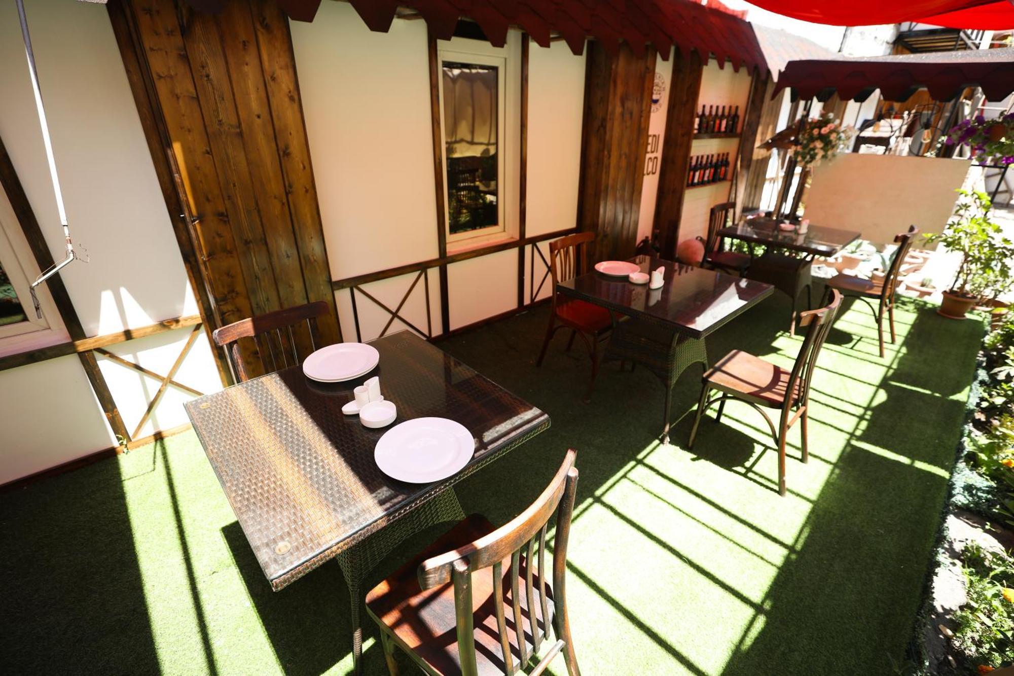 Hotel U Ashota Erywań Zewnętrze zdjęcie