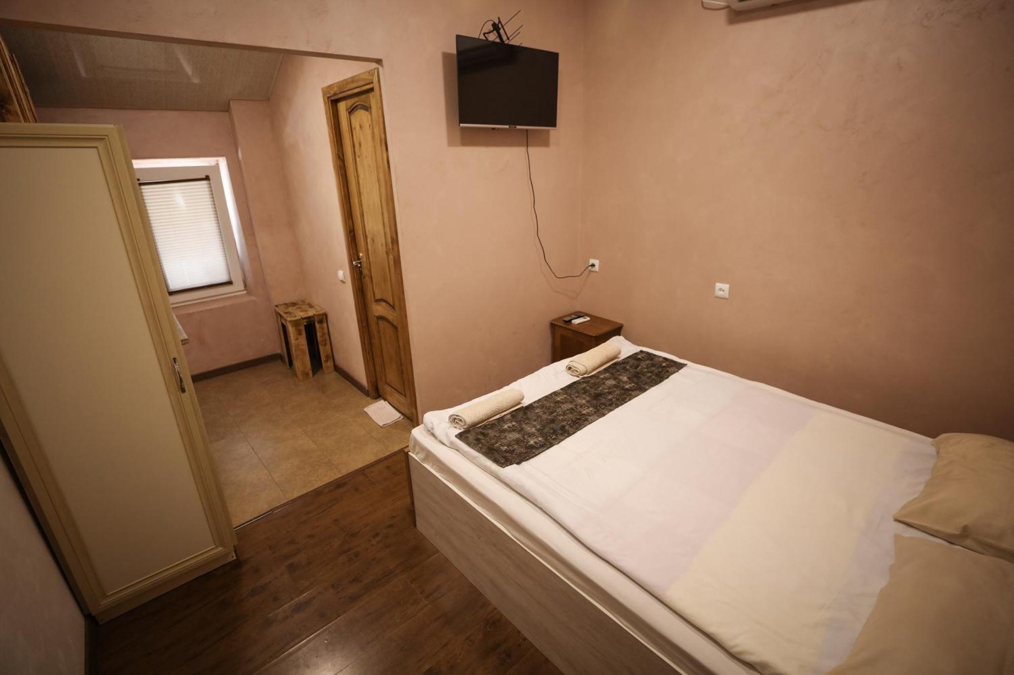 Hotel U Ashota Erywań Zewnętrze zdjęcie