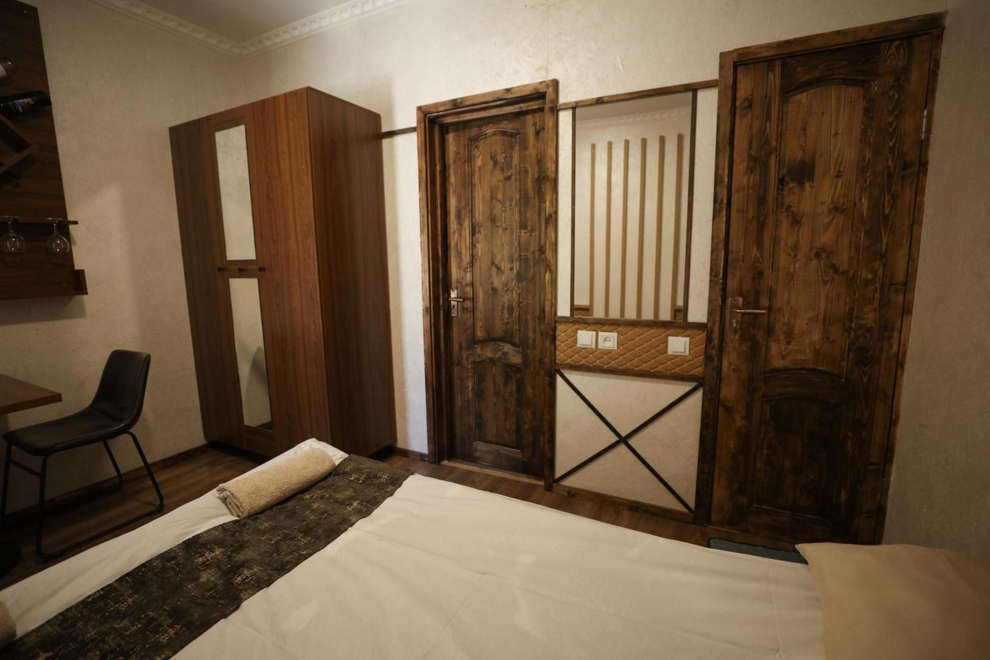 Hotel U Ashota Erywań Zewnętrze zdjęcie